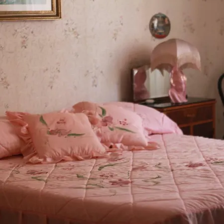 Vintage Room-3
